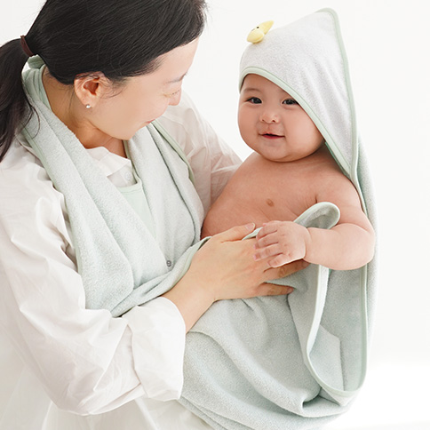 Bamboo Hands Free Hooded Bath Towel