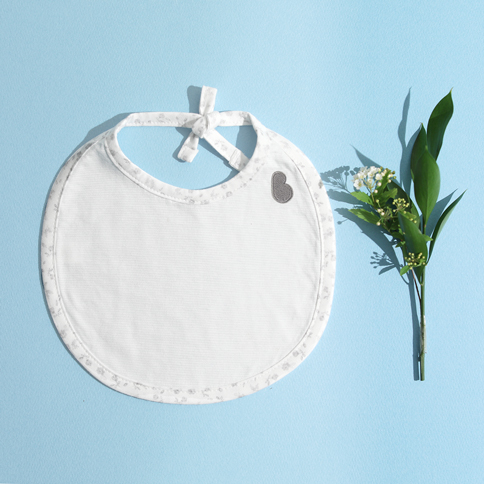 순한대나무 솔솔 아기풀꽃 턱받이