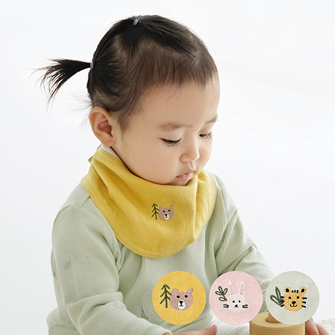 Bamboo Animal Reversible Bandana Bib