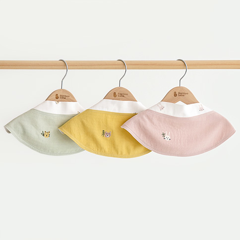 Bamboo Animal Reversible Bandana Bib