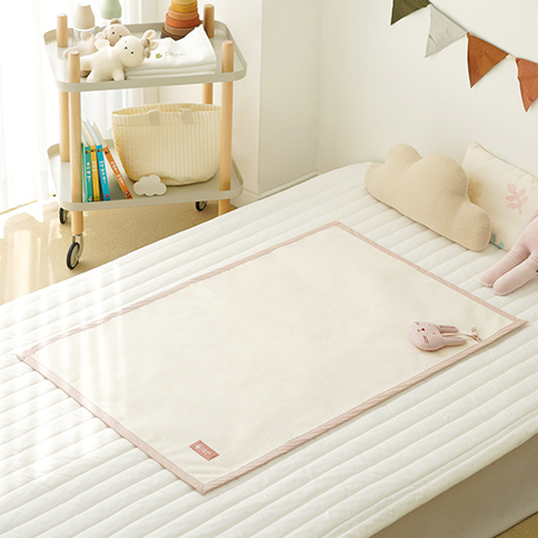 Bamboo Animal Cotton Reversible Baby Waterproof Pad