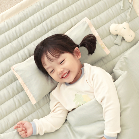 Bamboo Portable Toddler Bedding Set (Functions as a Nap Mat)<br><font color=#3a7eba><b>[Comforter+Pad+Pillow+Accessory+Bag]</b></font>