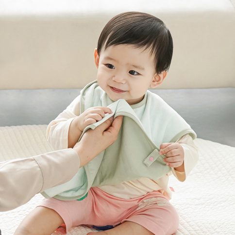 Bamboo Large Feeding Bib