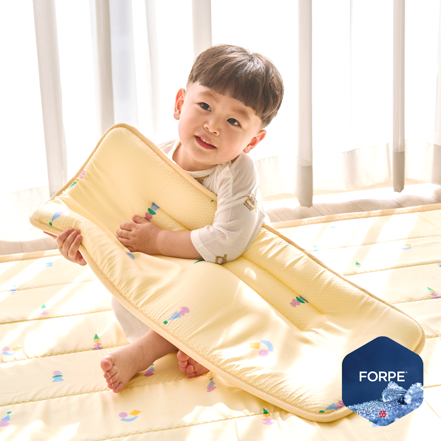 Modal Circus Reversible Cooling Long Pillow (30x70cm)