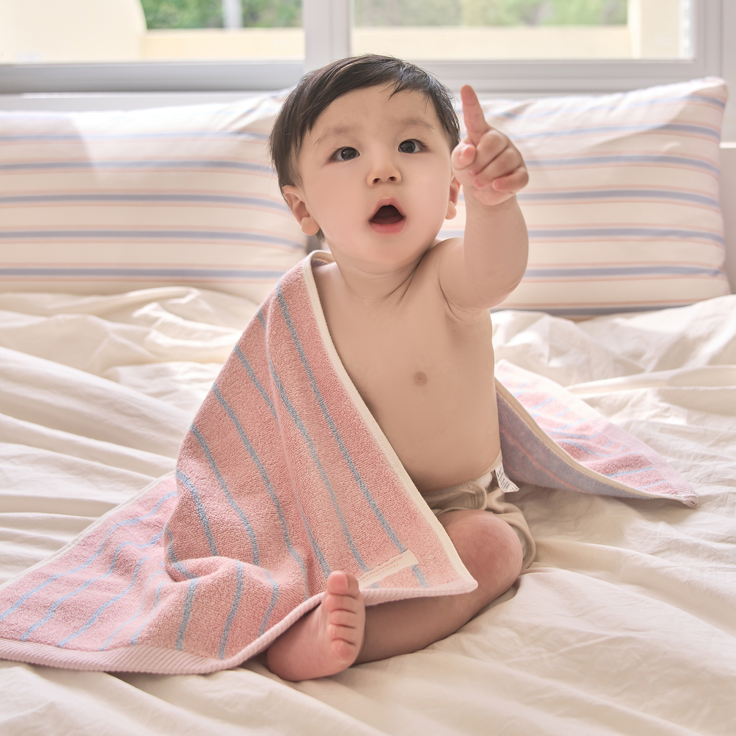 Bamboo Candy Floss Hand Towel