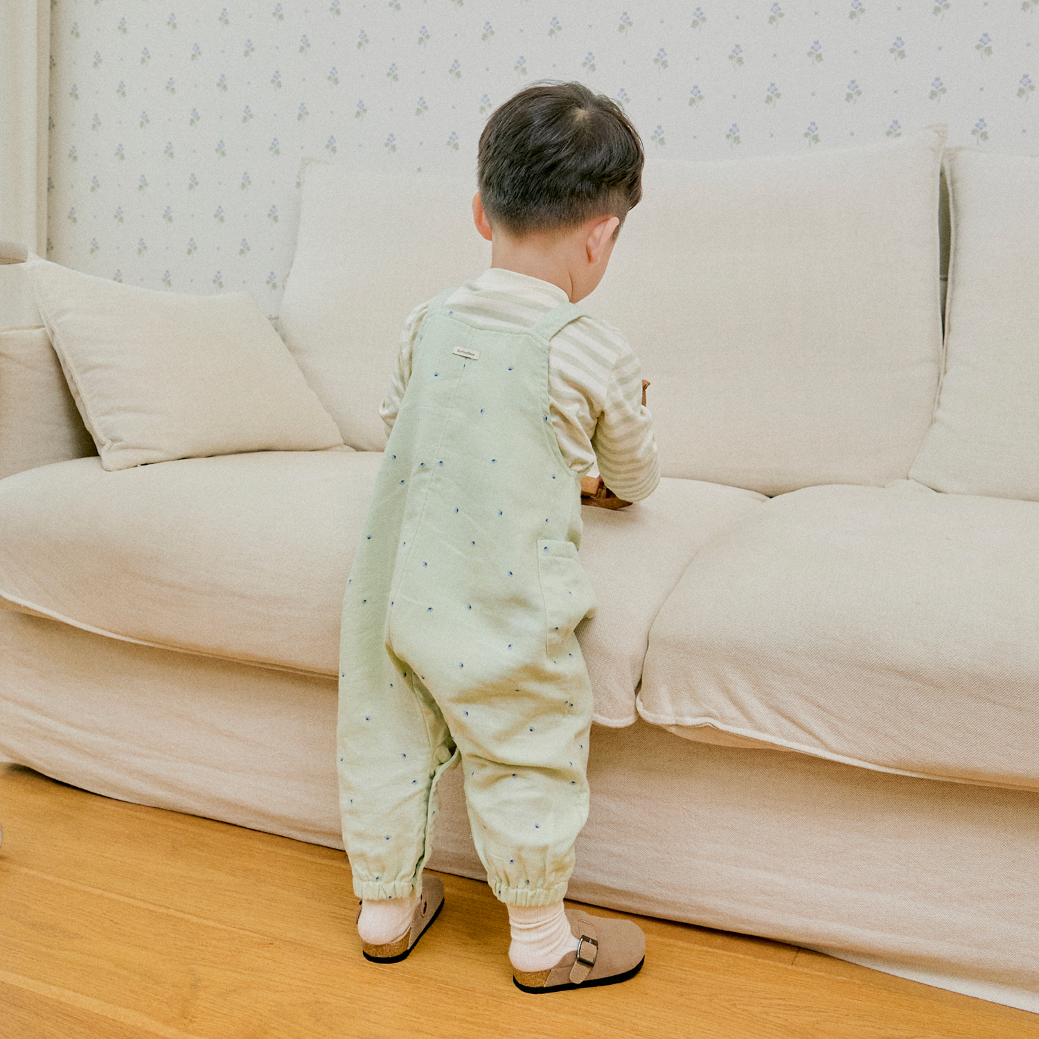 요루거즈 솔랑솔랑 오버롤