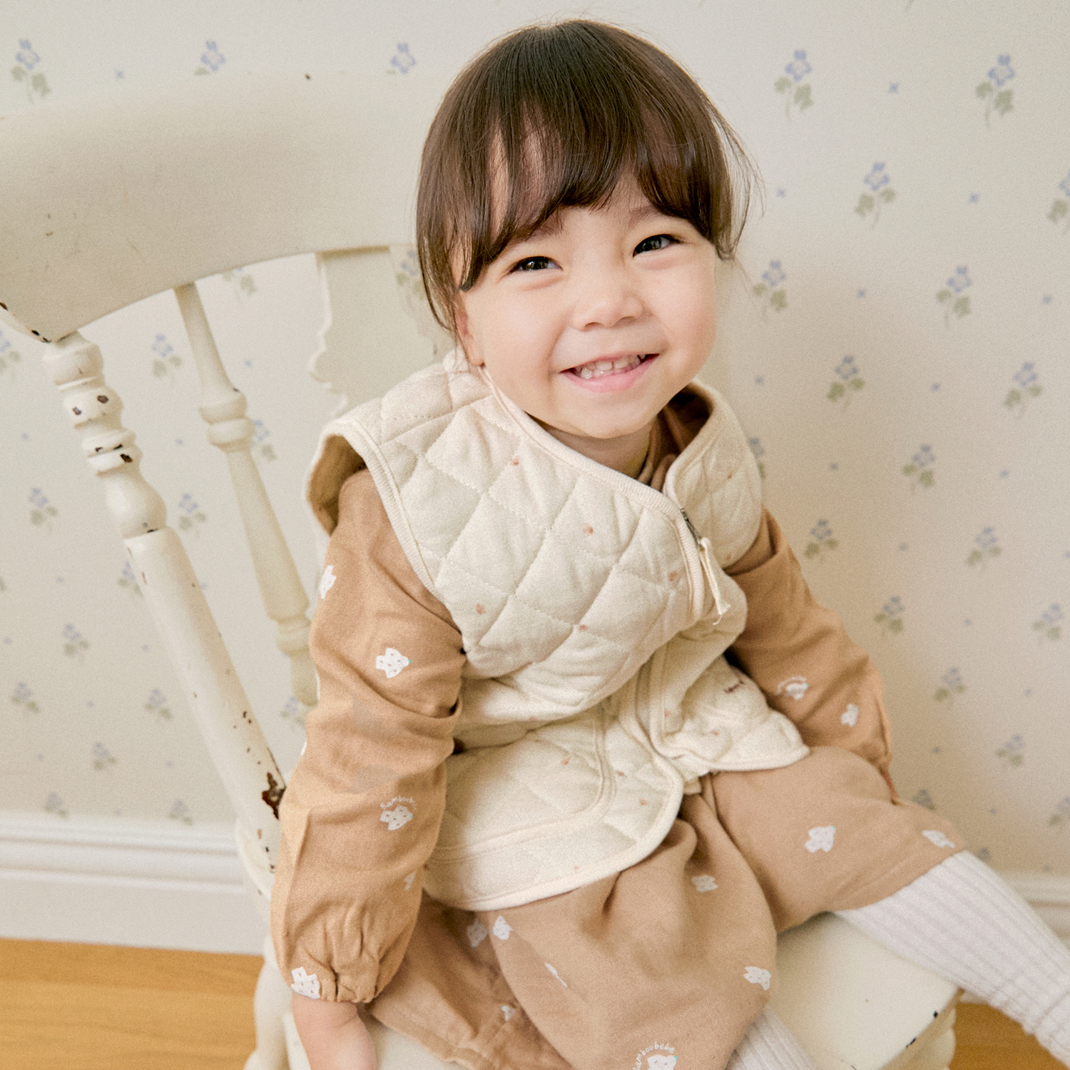 요루거즈 솔랑솔랑 누빔 조끼