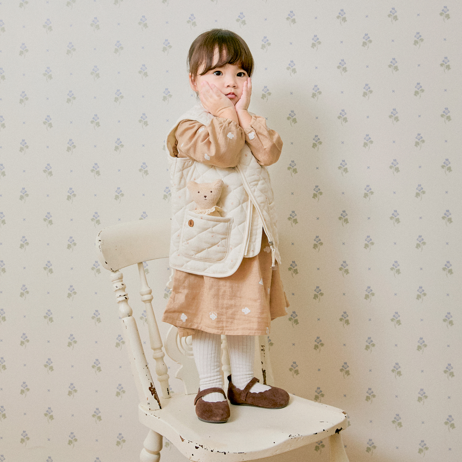 요루거즈 솔랑솔랑 누빔 조끼