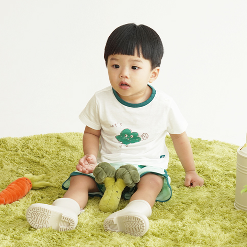 Bamboo Basketball-Playing Broccoli Short Sleeve Set(6~60 Months)